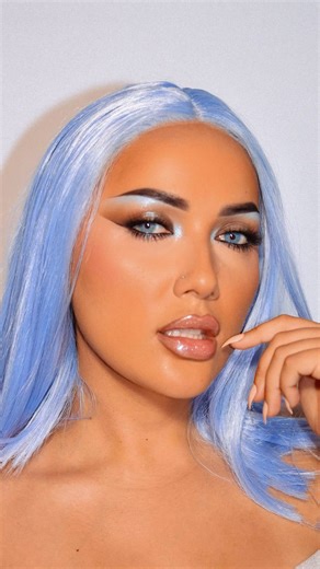 Michelle Barber on Instagram: "Dessert is Served 🩵🍦 Key Products: @nyxcosmetics_aunz Vintage Jean Eyeshadow Palette, Buttermelt Blush & Bronzer @nblab__ Brow Pencil & Gel @modelrocklashes Mega Wispy Lashes in Style 8 & Mascara @inglot_australia Concealer & Foundation @makeupforever Black Artist Pencil & Face Essentials Palette @exocosmetics Liquid Liner & Lash Glue @peachesmakeup Mermaze Pigment @hudabeauty Easy Bake Powder & Primer @maccosmeticsanz Plum Lipliner & Creme De Nude Lipstick @mayb