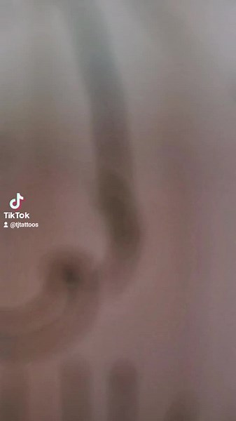 tu peut scrollé c'est pas dla nudité fuckerz ! hahaha 🤦‍♂️🤣#zombieboy #fakeskintattoo #tattoo