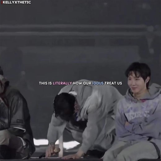 they stan us back 😭🦋||#shorts#bts#btsot7forever#btsarmy#jungkook#kellyXthetic#funny#sad#jk#v#army#rm