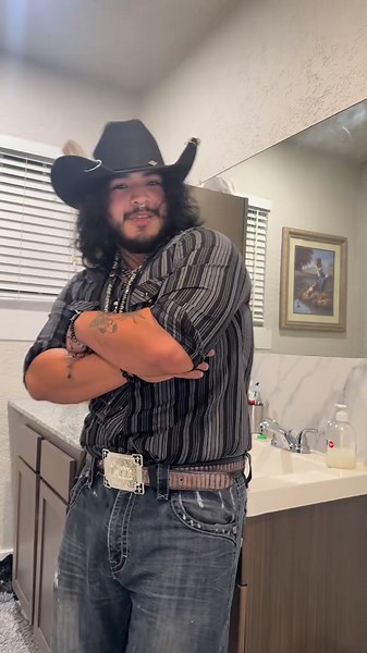 Exploring Alternative Goth Fashion Styles