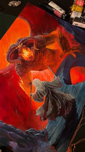 Auryn Redrin on Instagram: "Sono di nuovo io @auryn.art 🧝🏻‍♀️ Con una delle mie ultime opere in collaborazione con @momarte_momentiartistici , mai provato a dipingere su una base acrilica con la pittura ad olio? Vi invito a farlo! Sul video completo che trovate su youtube (sempre sul canale Momarte) 🐦‍🔥 potete trovare l'intero procedimento di questa illlustrazione, ispirata ovviamente alla scena iconica della saga "Il Signore Degli Anelli" 💍 Ma ovviemante non dimenticarti di me! Anche io ho