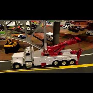 Trucking CONVOY & PARADE! MAXIMUM 1/64 Diecast. DCP First Gear, Peterbilt 30 WHEELER UNBOXED.
