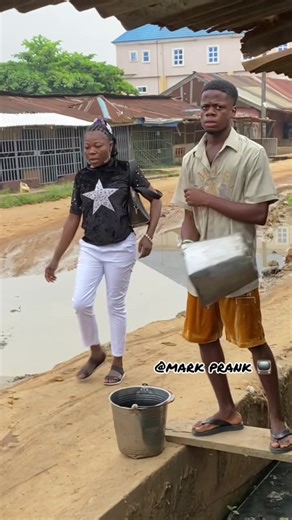 Hilarious Water Prank Video 😂💦