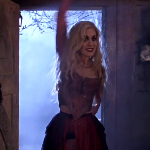Sarah Sanderson: The Enchanting Witch from Hocus Pocus
