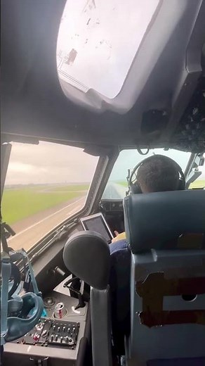 C-17 Cockpit POV | Backside of the Power Curve Landing Explained ✈️💥
