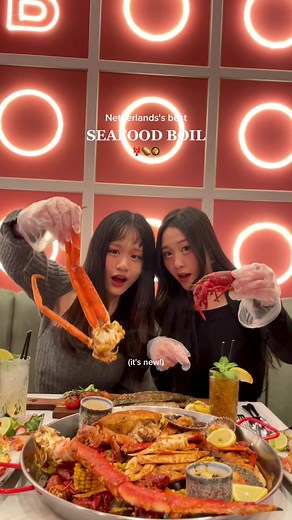 Best Seafood Boil Restaurant in Amsterdam: YO! Crab