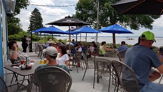 This fall, enjoy patio & outdoor dining at 8 reader-favorite Fond du Lac-area eateries