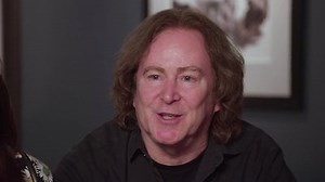 Watch Listing Impossible Season 1 Episode 8 - The House with Endless Hallways