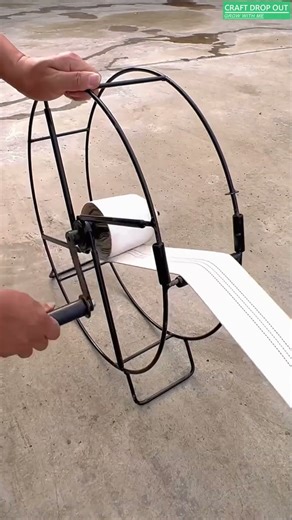 Manual Hose Reel for Fast, Tangle Free Storage 🔄🧵