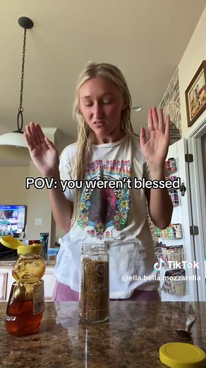 Exploring the Benefits of Bee Pollen Supplement