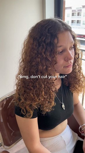 Natural Curly Hair Prom Styles | Prom Hair Inspiration 2023