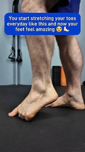 Foot Pain Fix: Don't Ignore Your Toes! 🦶🔑 Stiffness in your toe joints ruins your natural gait and overloads your arch, causing Plantar Fasciitis and Bunion pain. This simple stretch restores essential toe flexibility and spacing. By training this mobility daily, you help your foot return to its role as a resilient shock absorber. Train your foundation for lasting relief! 💪 Tired of constant aches and pains? Drop the word FREE below and I'll give you a FREE 7 Day trial to all my Online Pain P