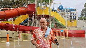 Looking for a great place to stay cool and entertained? Don’t miss the fantastic Hendrie Street Reserve and Marion Outdoor Pool, open for their summer season! 🌳🌊 Join Mayor of Marion Kris Hanna as he explores this vibrant destination packed with fun for everyone. 🌟 Hendrie Street Reserve: an inclusive playground and facilities designed to cater to all abilities - perfect for families and friends. 💦 Marion Outdoor Pool: just across the road, you’ll find 3 different pools, an exciting splash p