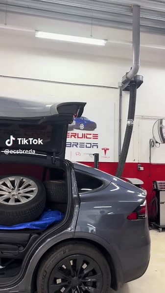 Tesla Models: Maintenance and Repair Guide