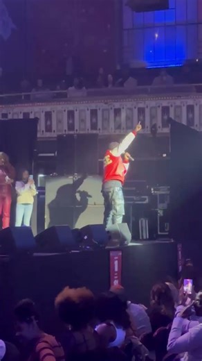 Case performing at the Tabernacle for Room 112 Tour in ATL GA