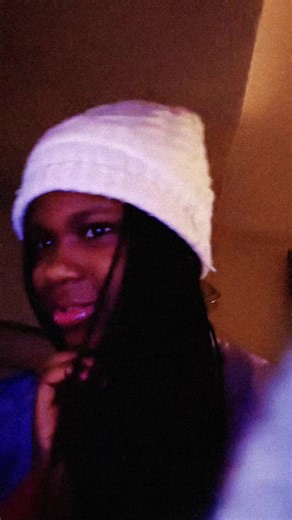 Prettyface123 (@prettyface123186)’s videos with Look Like - Chicken P