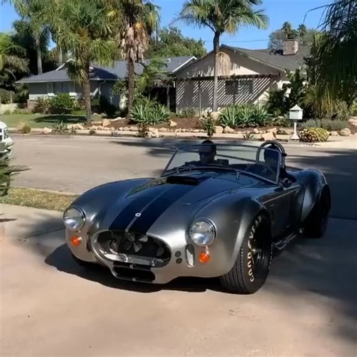 4K views · 14 reactions | shelbycobra shelbycobra427 accobra accobra 427cobra 427cobrajet fordv8 v8ford hotrodsandmusclecars v8motors uscars Rev Match Motors | Emregunes735 | Facebook