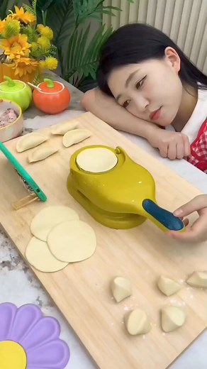 4.6K views | 2 in 1 Samosa Pastry Dough Maker Dumpling Maker Dumpling...