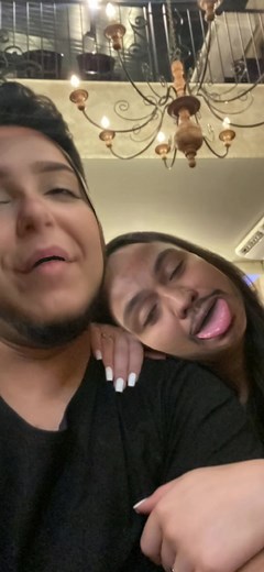 O romance está no ar 😂😂