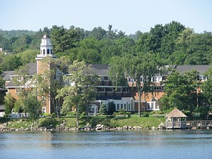 Contact Us | Lake Winnipesaukee Hotels in Meredith | Mill Falls