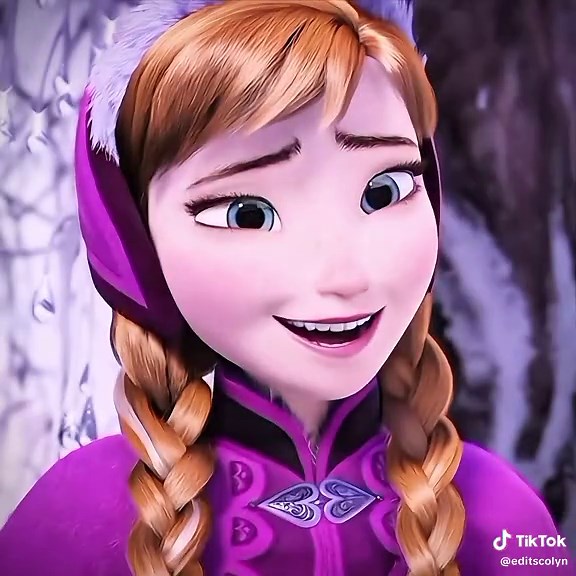 Creative Frozen Edits Featuring Anna and Elsa