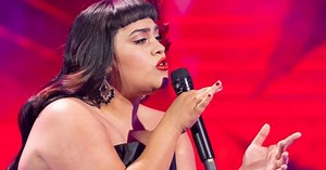 Javiera Flores imita a Aretha Franklin en The Covers y desata polémica