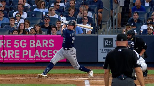 Cal Raleigh's solo home run