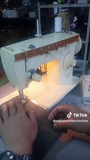 Máquina de Coser Singer Facilita 242: Como Nueva