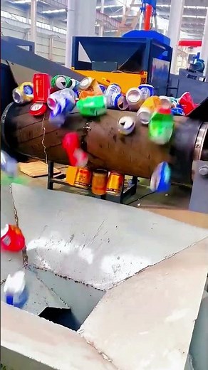 The sorting process of iron and aluminum cans- Good tools and machinery make work easy