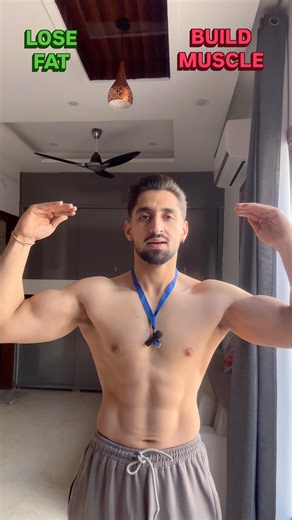 As2.0 | | Online Fitness Coach on Instagram: "Losing Fat Vs Gaining Muscle Same food. Different goals 👇 CARBS 🍠 Sweet potato | 🍝 Pasta 🥦 Cauliflower Rice | 🍝 Spaghetti 🍘 Rice Cakes | 🍚 Rice 🥔 Potatoes | 🥣 Oats 🥕veg | 🍇 Dates PROTEINS 🍗 Chicken breast | 🍗 Chicken Thighs 🥩 Lean Steak | 🥩 Fatty Steak 🪺 Egg whites | 🍳 Eggs + Butter 🐟 Tilapia | 🐟 Salmon 🥣 0% Greek Yogurt | 5% Greek Yogurt 🍶 Mass gainer | 🍶 Isolate protein Fats 🥑 Avocado | 🥑 Avocado 🧀 Parmesan | 🧀 Cheddar 🥄 