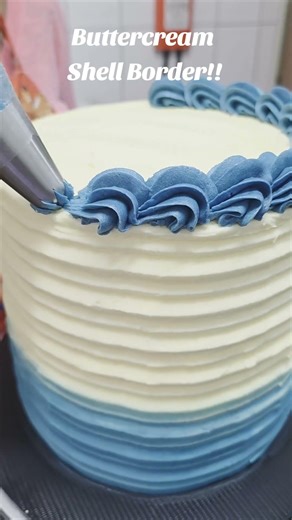 How To Pipe A Shell Border || Buttercream Pipping Techniques #shorts