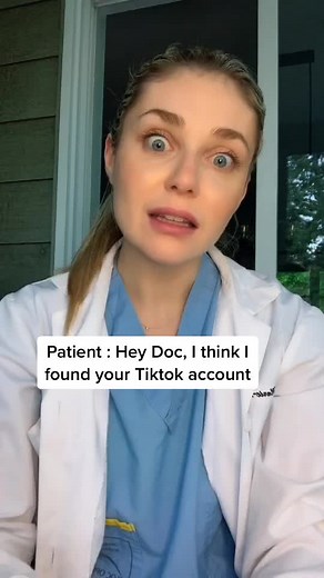 Thoughts on this? 🙃🤷🏼‍♀️ #akwardsituation #PhotoStory #doctor #comedy #pimp #medecine