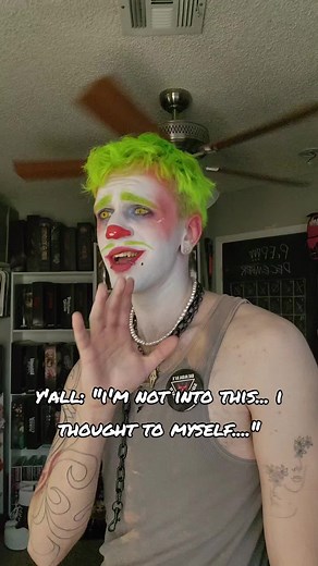 Exploring Clowncore Aesthetic and Makeup Inspiration