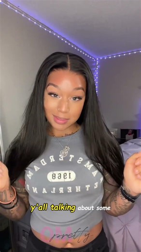 Never go wrong with a straight glueless wig🖤 #gluelesswig #ohmyprettywig #weargowig