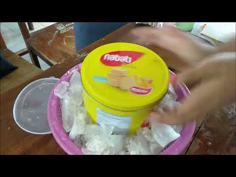 Praktikum Pembuatan Es Krim Putar - Penerapan Penurunan Titik Beku Sifat Koligatif Larutan