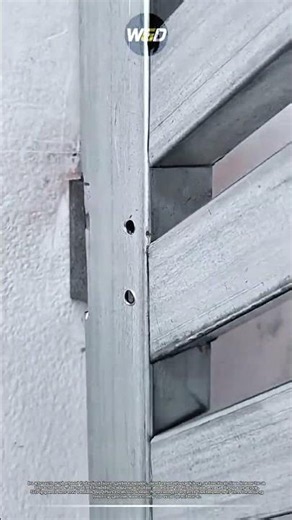 Clever metalworking inserts a threaded L-bracket inside a square tube to fix loose mounting screws