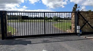 Quiko, Italian Brand of ➕ Gate & Door operators ➕ Roller shutter...