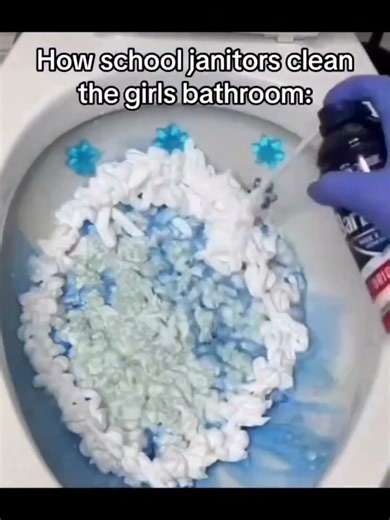 Girls Bathroom vs Boys Bathroom #shorts #school #memes #howtobasic #viral #trending #bathroom #fyp