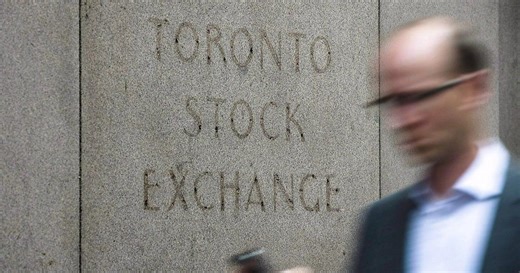 Canada, U.S. markets move in opposite directions as gold prices weigh on the TSX