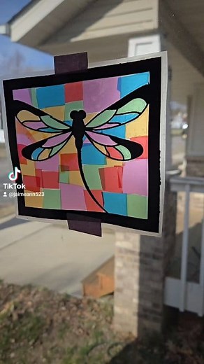 🌟 New kit drop! 🌟 Craft your own window magic with this Dragonfly Stick & Shine Creation. My favorite thing about this kit? It vibes with your energy. Keep it simple with big pieces of cellophane—or go all out with a craft knife. No matter how you do it, it’s going to shine. Literally. #makersgonnamake #craftkit #dragonflydiscoverystudio #windowart #diykit #creativekids | Dragonfly Discovery Studio