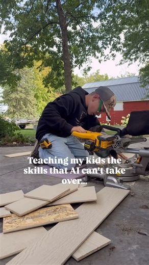 Allie on Instagram: "Lately it seems like I’m constantly scrolling and seeing so many people having “fun” with chatGPT. And I have to be honest, at first I was quite enthralled. Seeing chatGPT do what only a professional designer who studied light room and perfected the skill of creating mock ups do in one simple command seemed too good to be true. Having chatGPT not only come up with ideas for reels for content creators but then also write their caption? Mind blowing🤯 Asking chatGPT questions