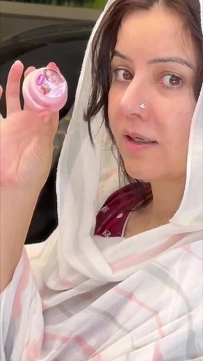 Rabi Pirzada Tint: Handmade, All-Natural Lip Color