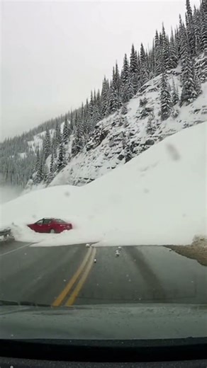 Avalanche Slams Tour Bus on Mountain Highway Dashcam