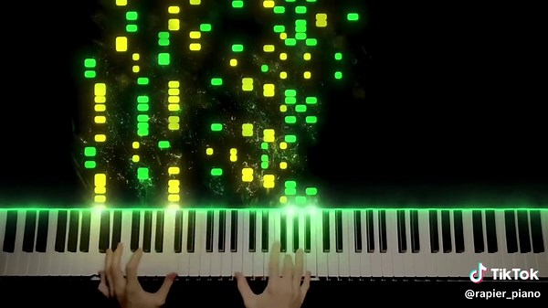 ハルトマンの妖怪少女をピアノで弾いてみた