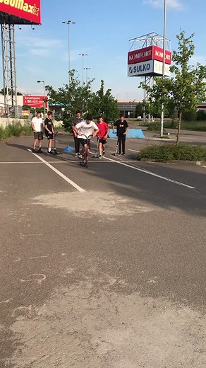 Extreme Scooter Double Whip Tricks in Europe