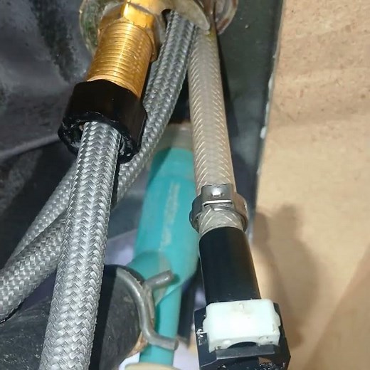 Moen Kitchen Faucet removable sprayer leak at quick disconnect crimped sleeve. 3/8" Pex clamp.