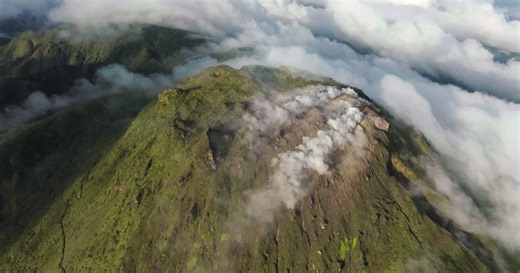 Volcan de la Soufrière : éruption imminente ?