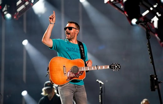 Eric Church, a North Carolina native, made it very clear how he feels about football fans in the state of Tennessee