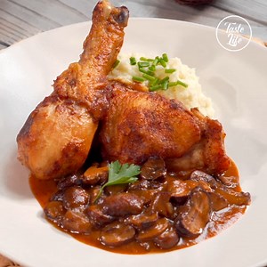 527K views · 3.6K reactions | This Chicken Chasseur recipe is a classic dinner for two! Recipe: https://www.tastelife.tv/recipe/chicken-chasseur_46313.html | Taste Life | Facebook