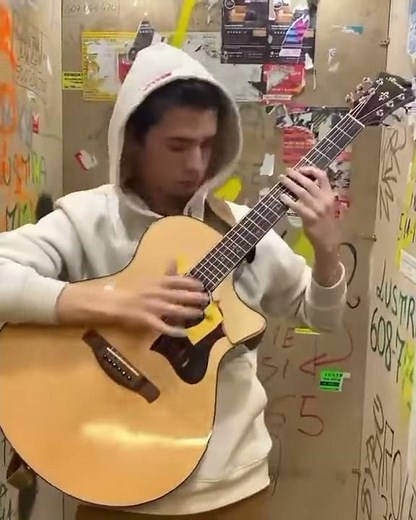 left hand man by @marcin.music